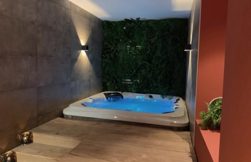 Spa LOUVINO 5